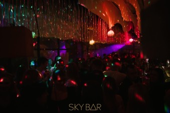   Sky bar   7